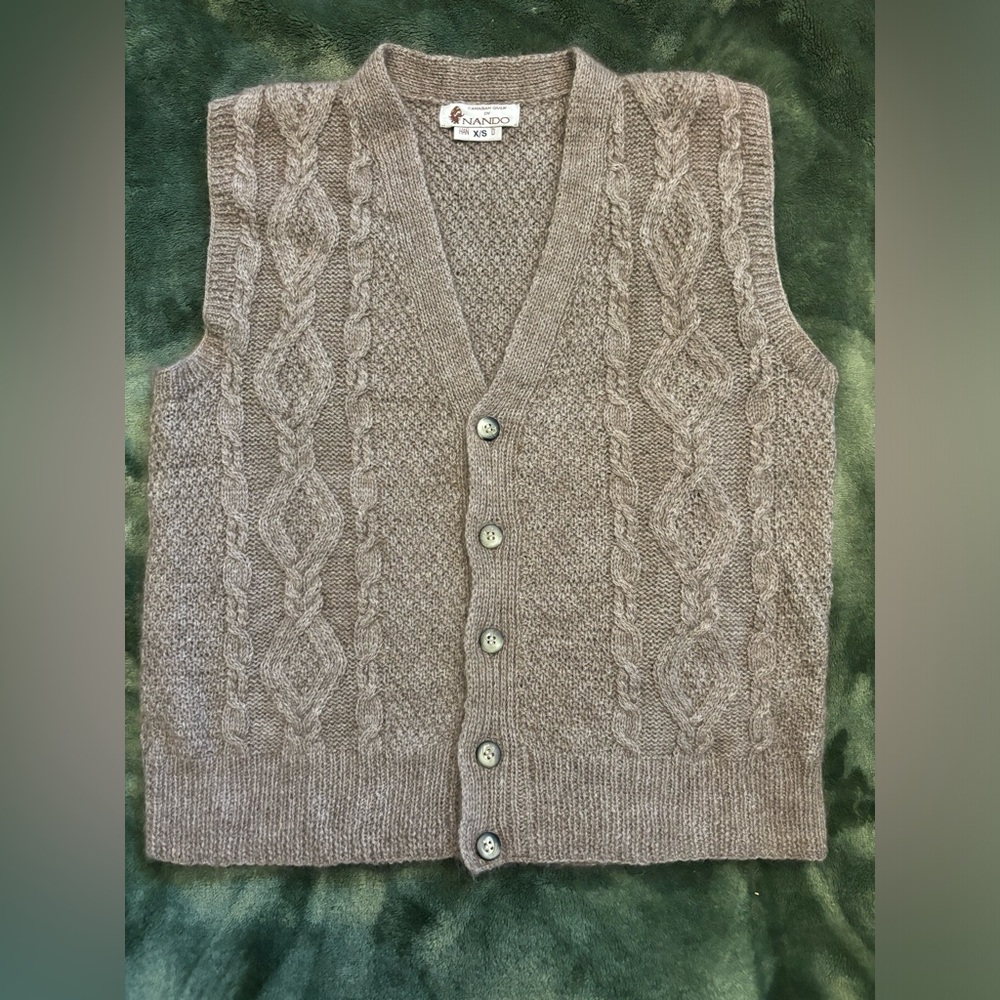 Rare Canadian Qiviuk by Nando Sweater Vest Size XS/S
